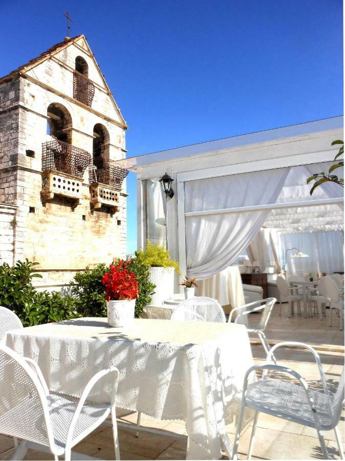 Palazzo Antica Via Appia Bed & Breakfast บิตอนโต ภายนอก รูปภาพ